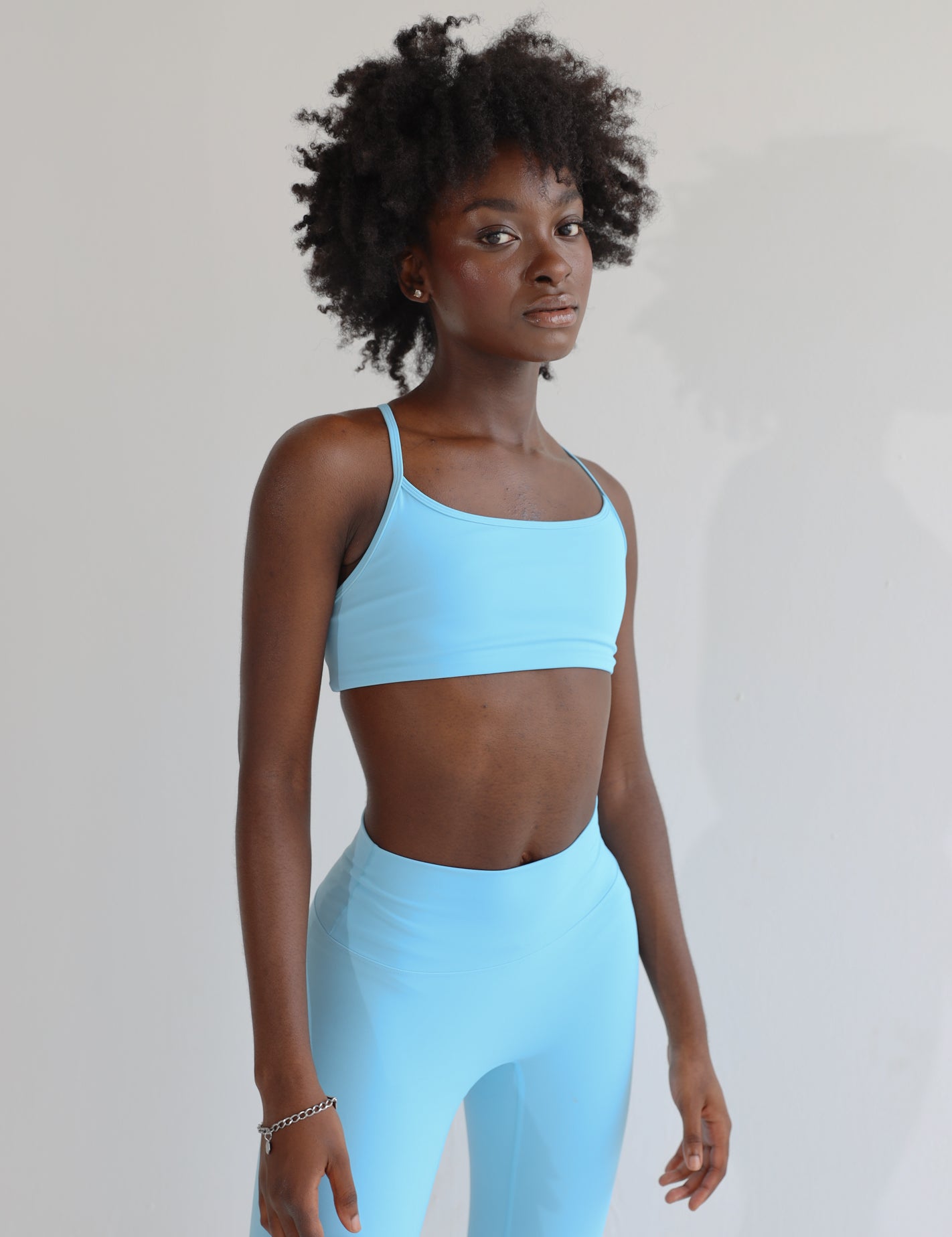 ALL DAY STRAPPY BACK CROP