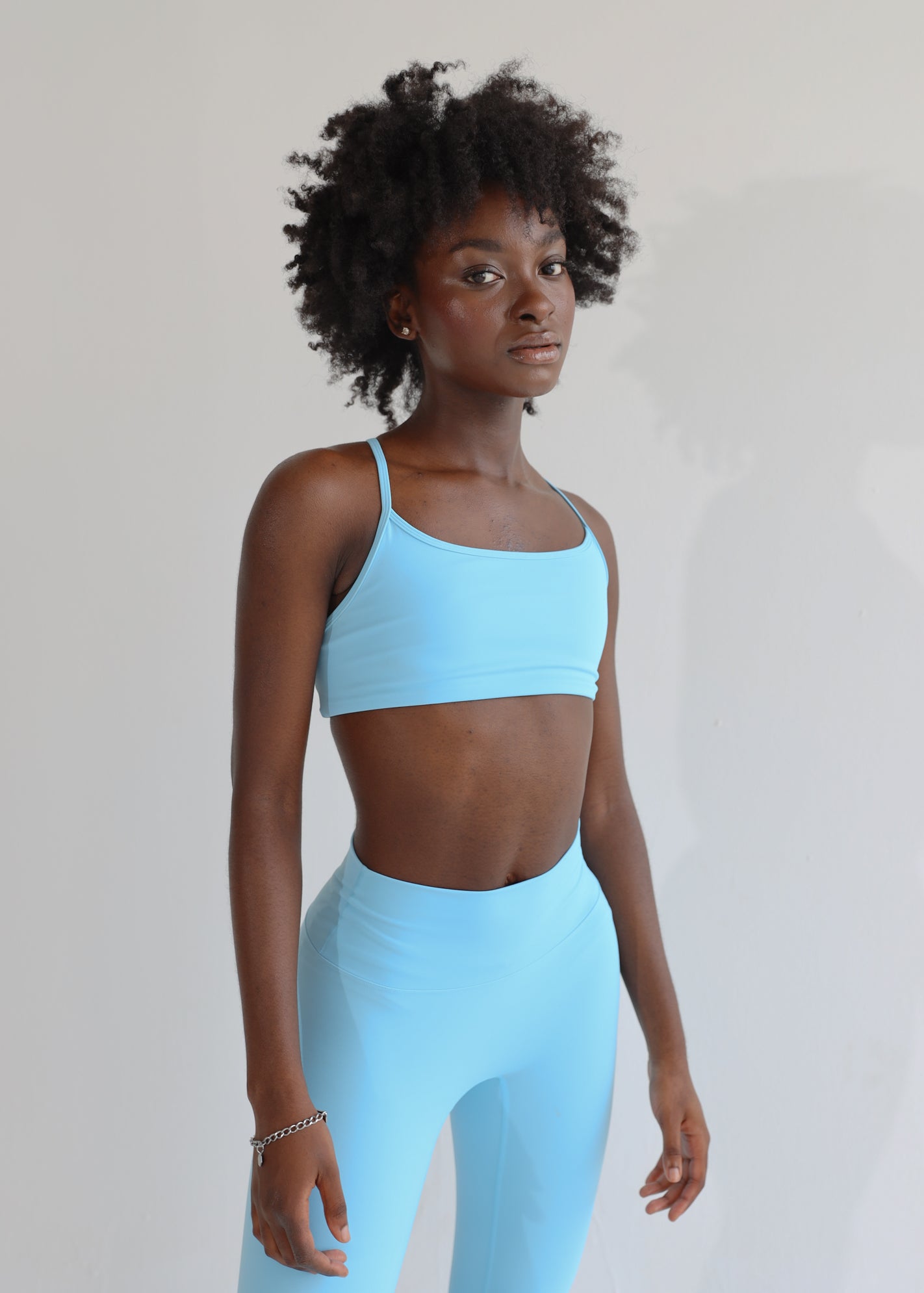 ALL DAY STRAPPY BACK CROP