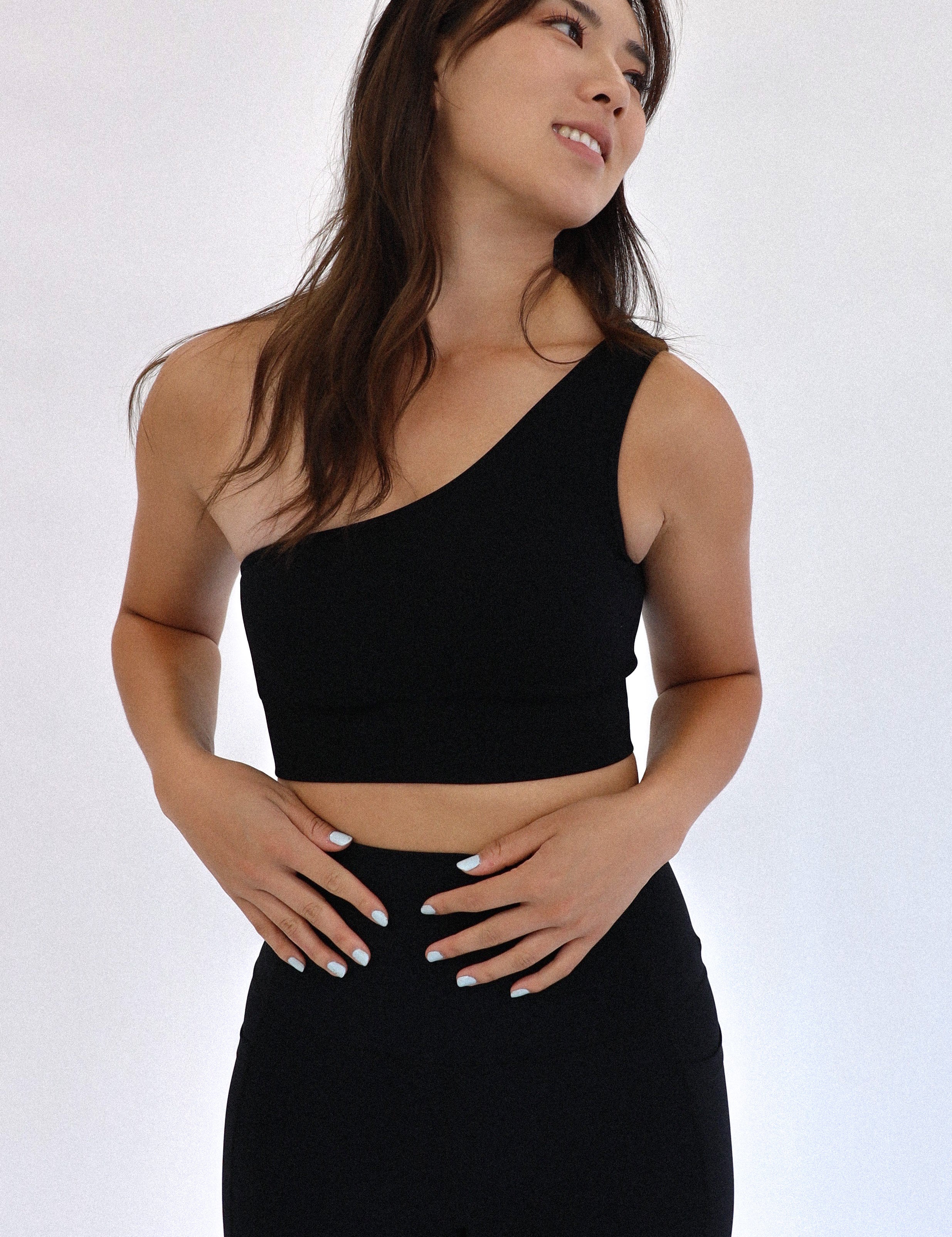 EARTH RIBBED ONE SHOULDER BRA