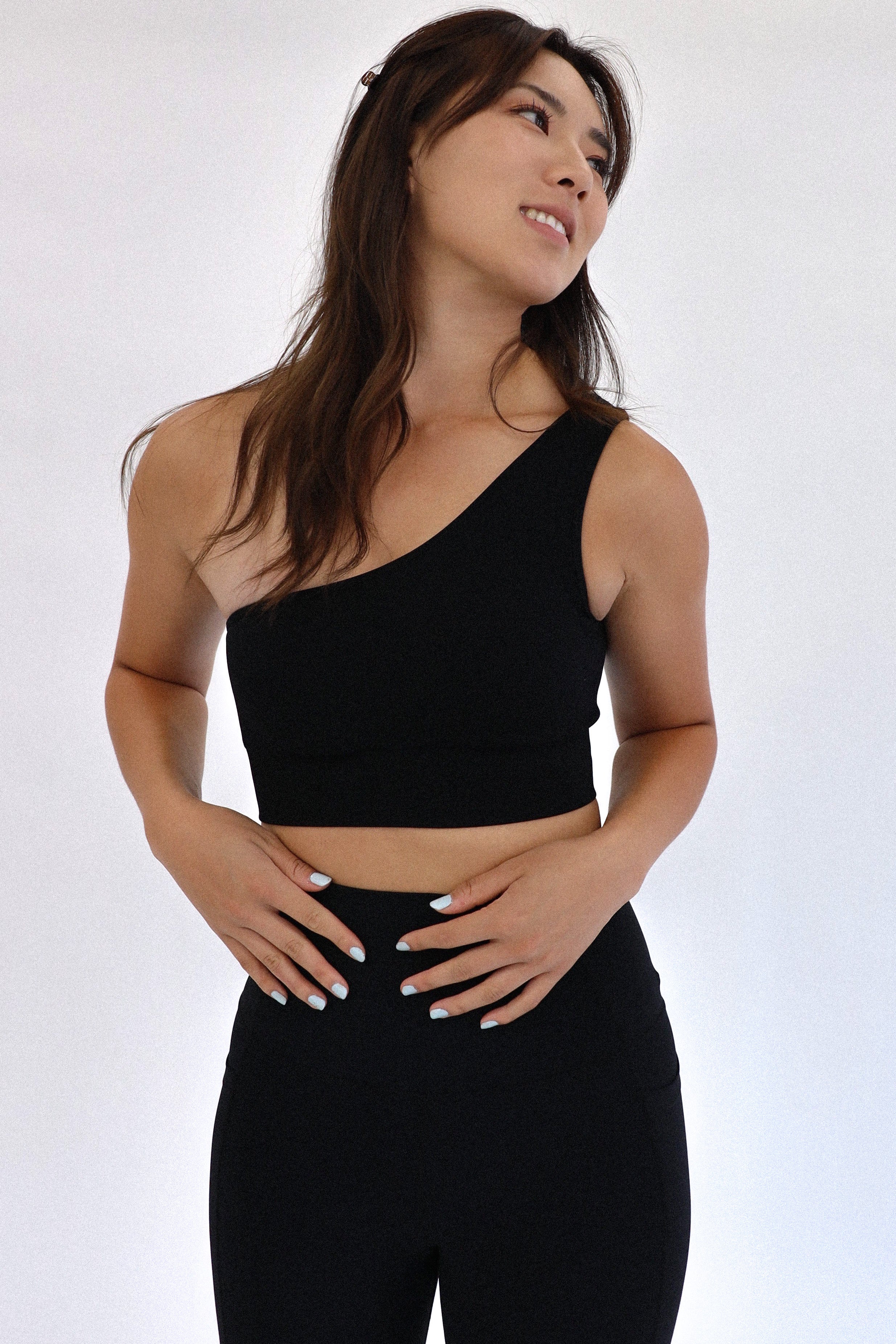 EARTH RIBBED ONE SHOULDER BRA